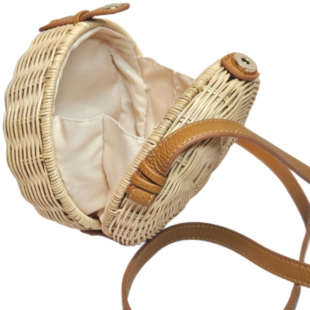 Boho Woven Wicker Canteen Crossbody Bag - Picture 9 of 17